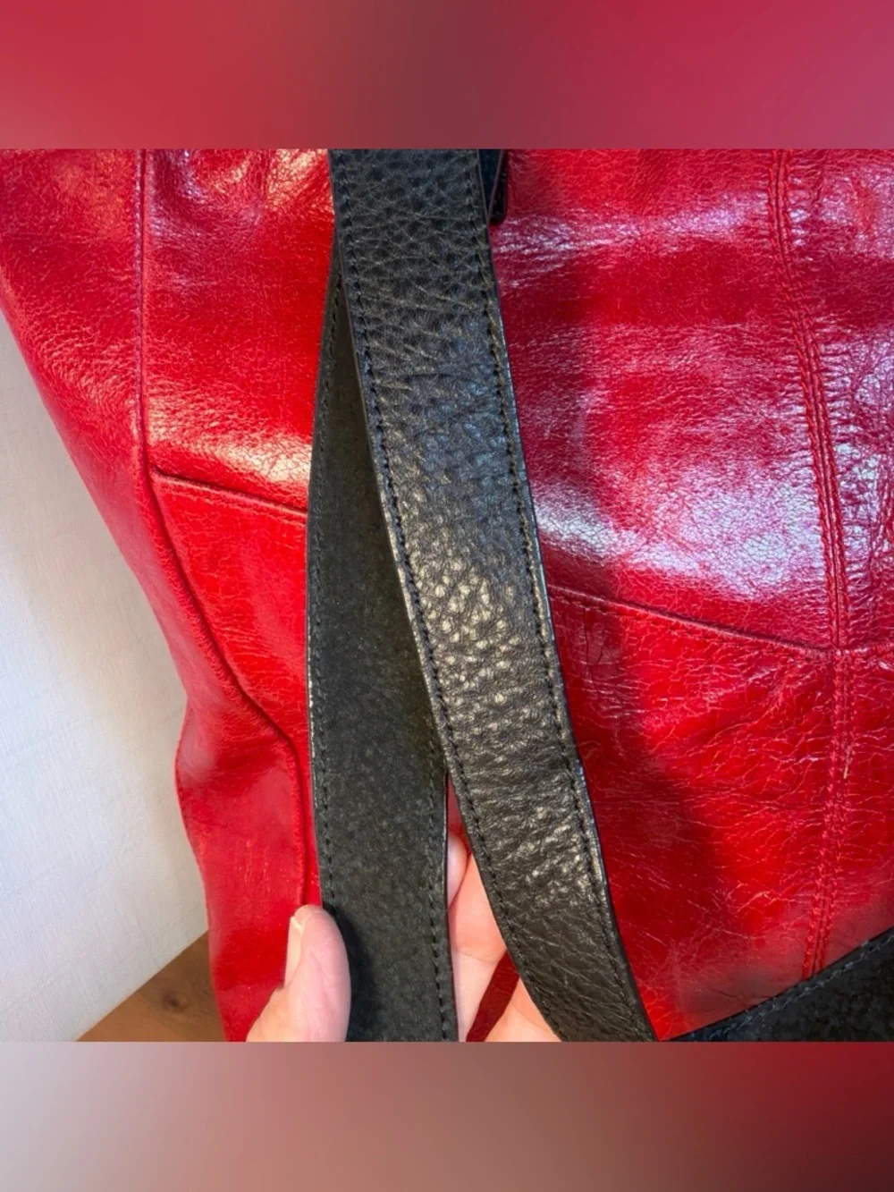 Ellington Red Patent Leather Tote Hobo‎ Shoulder Bag Distressed Large 16x13x4”